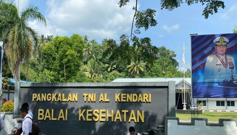 Balai Kesehatan Pangkalan TNI AL Kendari di Jalan R.E. Martadinata, Kelurahan Kessilampe Kecamatan Kendari, Kota Kendari, Sulawesi Tenggara, Kamis